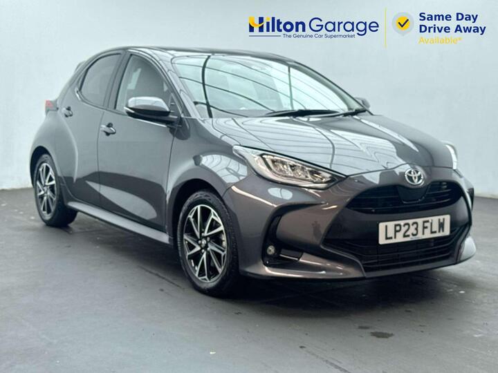 Toyota YARIS 1.5 VVT-h Design E-CVT Euro 6 (s/s) 5dr
