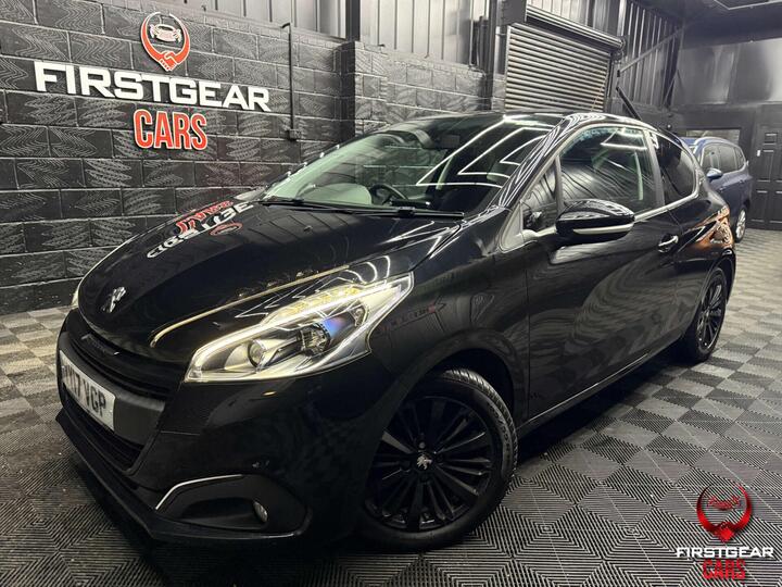 Peugeot 208 1.2 PureTech Black Edition Euro 6 3dr