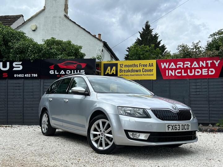 Skoda Octavia 1.6 TDI Elegance Euro 5 (s/s) 5dr Skoda Octavia 1.6 TDI Elegance Euro 5 (s/s) 5dr