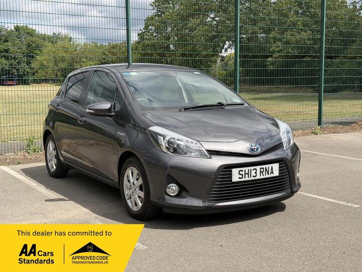 Toyota Yaris 1.5 VVT-h T4 CVT Euro 5 5dr