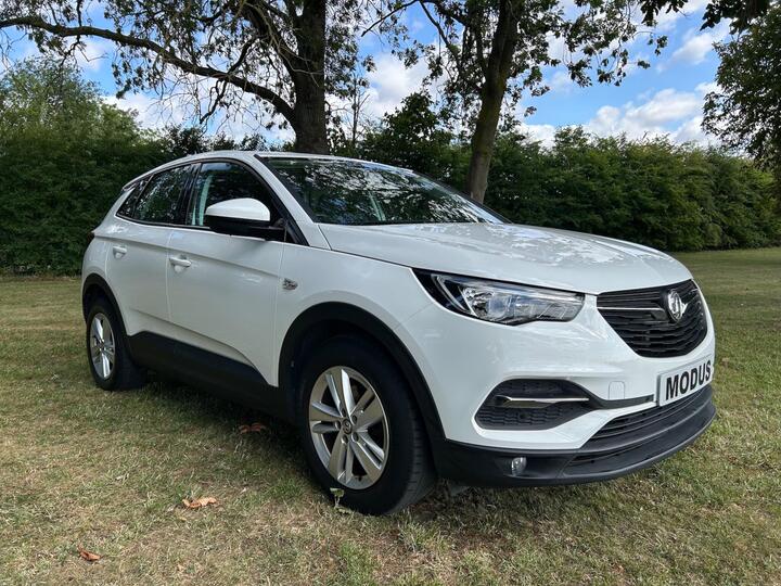 Vauxhall Grandland X 1.2 Turbo SE Euro 6 (s/s) 5dr