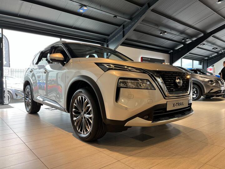 Nissan X-Trail 1.5 DIG-T MHEV Tekna XTRON Euro 6 (s/s) 5dr