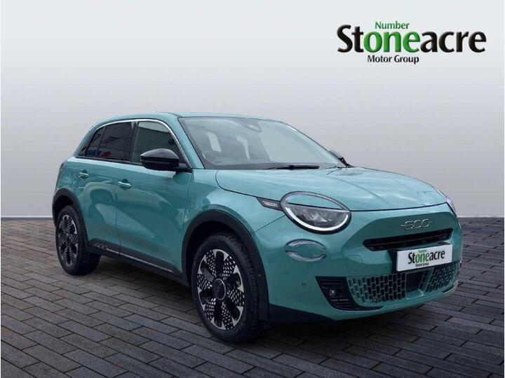 Fiat 600 54kWh La Prima Auto 5dr