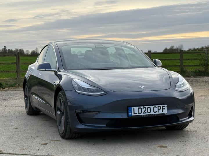 Tesla Model 3 (Dual Motor) Long Range Auto 4WDE 4dr