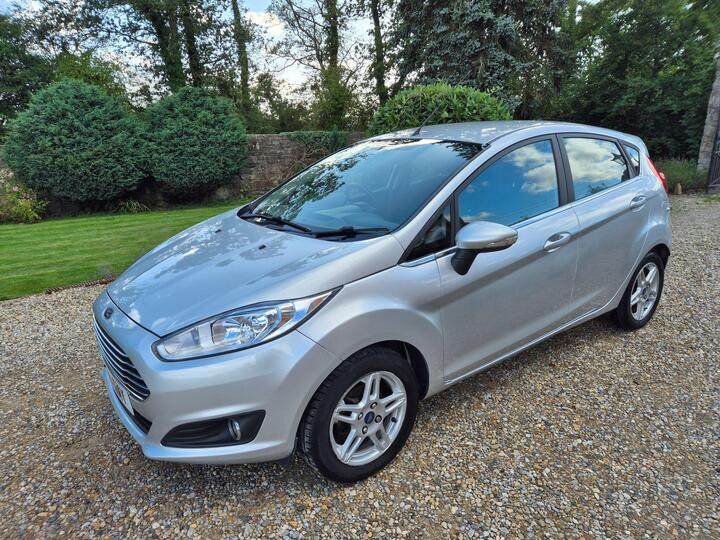 Ford Fiesta 1.25 Zetec Euro 5 5dr