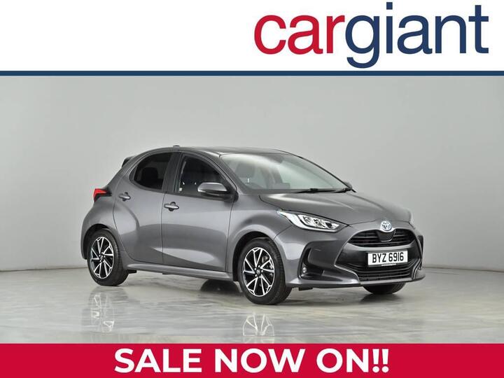 Toyota Yaris 1.5 VVT-h Design E-CVT Euro 6 (s/s) 5dr