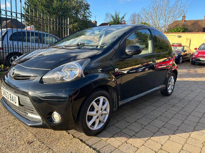 Toyota AYGO 1.0 VVT-i Mode Euro 5 5dr