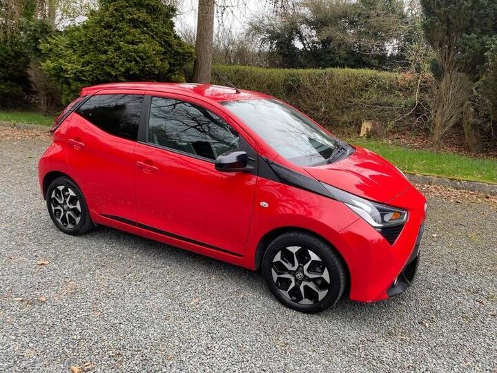 Toyota AYGO 1.0 VVT-i X-trend Euro 6 5dr (Safety Sense)