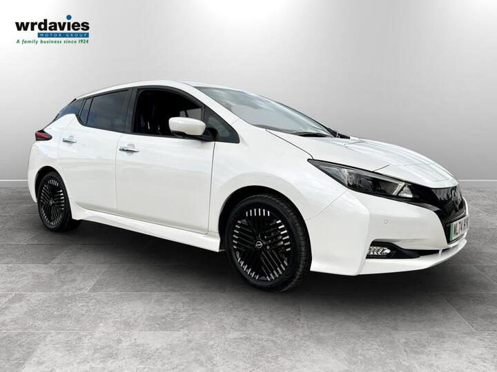 Nissan LEAF 39kWh Tekna Auto 5dr