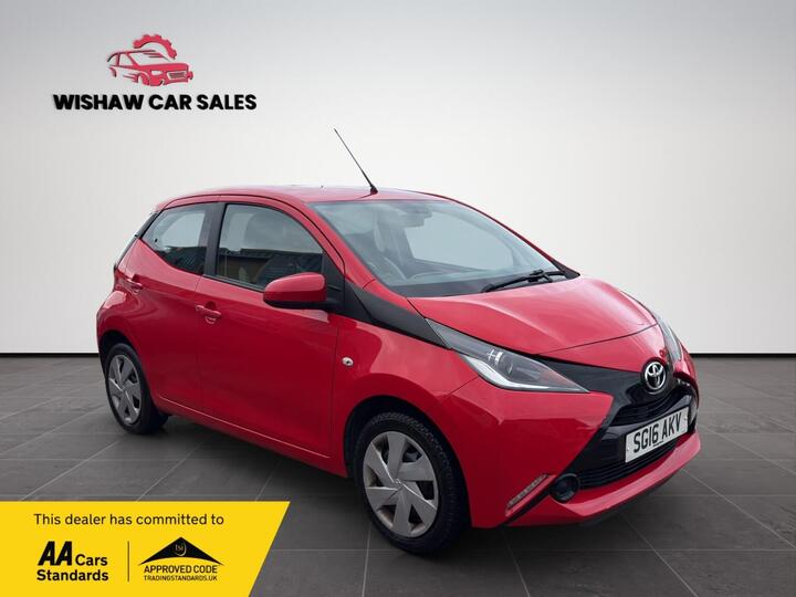 Toyota AYGO 1.0 VVT-i X-play Euro 6 5dr