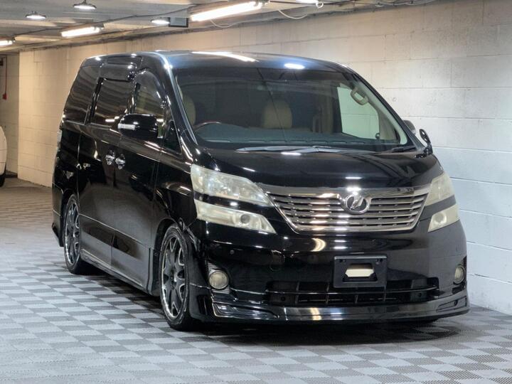 Toyota Vellfire 2.4V Edition 7 Seat Auto Fresh Import