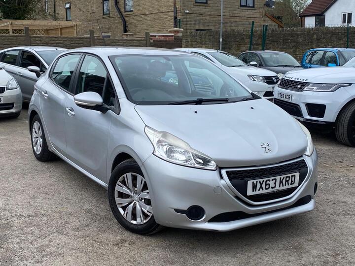 Peugeot 208 1.2 VTi Access+ Euro 5 5dr