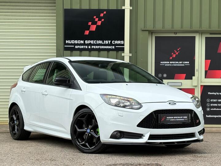 Ford Focus 2.0T EcoBoost ST-3 Euro 5 (s/s) 5dr