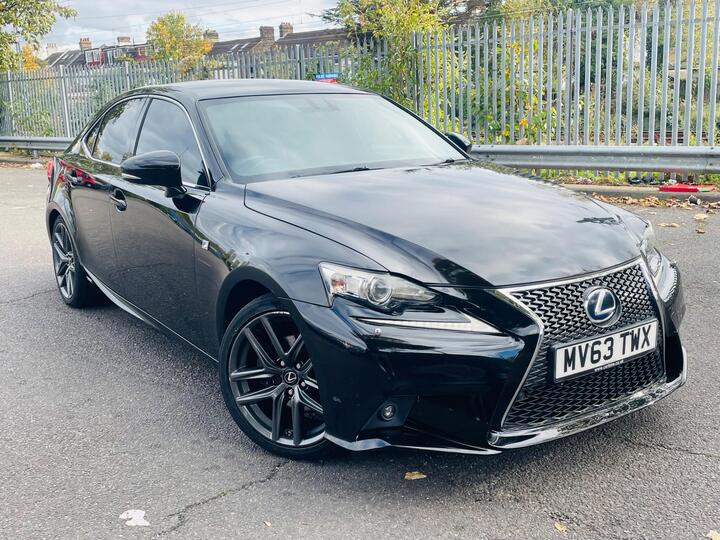Lexus IS 2.5 300h F Sport E-CVT Euro 5 (s/s) 4dr