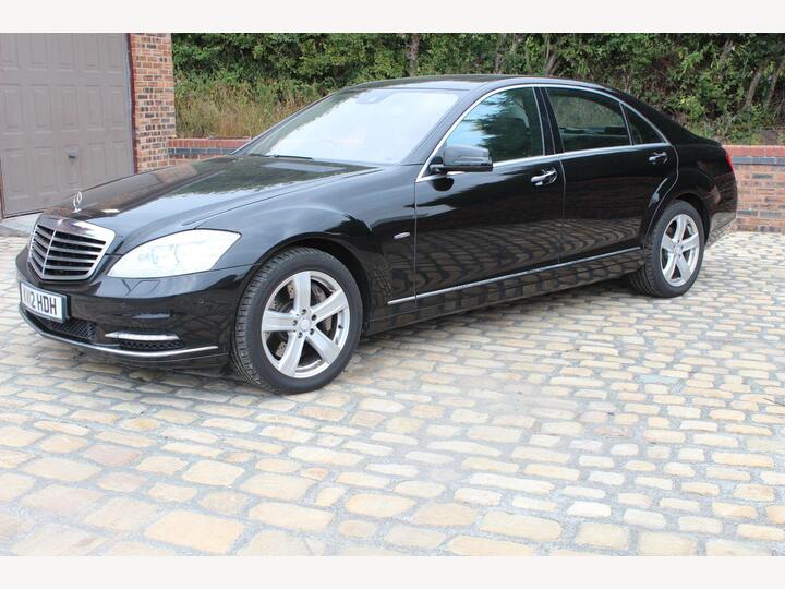 Mercedes-Benz S Class 4.7 S500L V8 BlueEfficiency G-Tronic+ Euro 5 (s/s) 4dr Mercedes-Benz S Class 4.7 S500L V8 BlueEfficiency G-Tronic+ Euro 5 (s/s) 4dr
