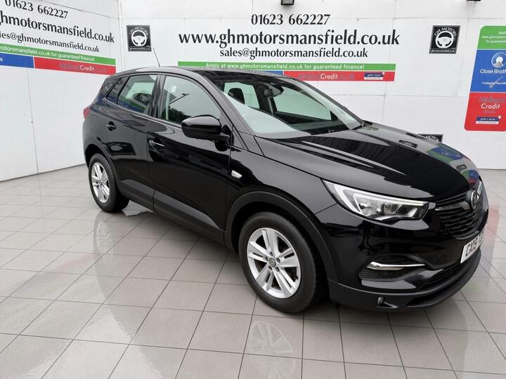 Vauxhall Grandland X 1.2 Turbo SE Euro 6 (s/s) 5dr
