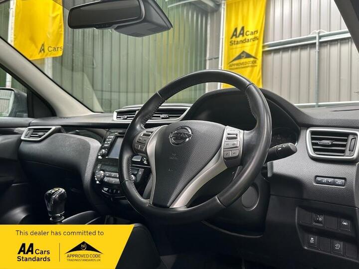 Nissan Qashqai 1.6 DIG-T N-Connecta 2WD Euro 6 (s/s) 5dr