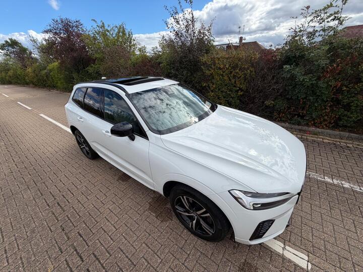 Volvo XC60 2.0h T6 Recharge 11.6kWh R-Design Auto AWD Euro 6 (s/s) 5dr