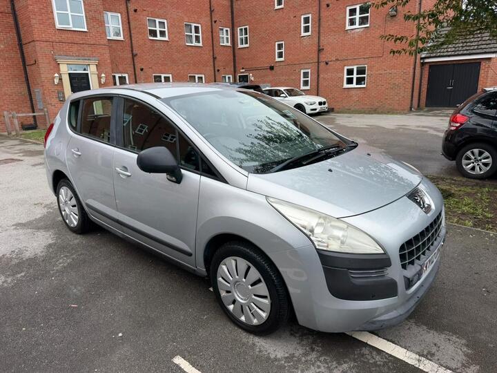 Peugeot 3008 1.6 E-HDi Access EGC Euro 5 (s/s) 5dr