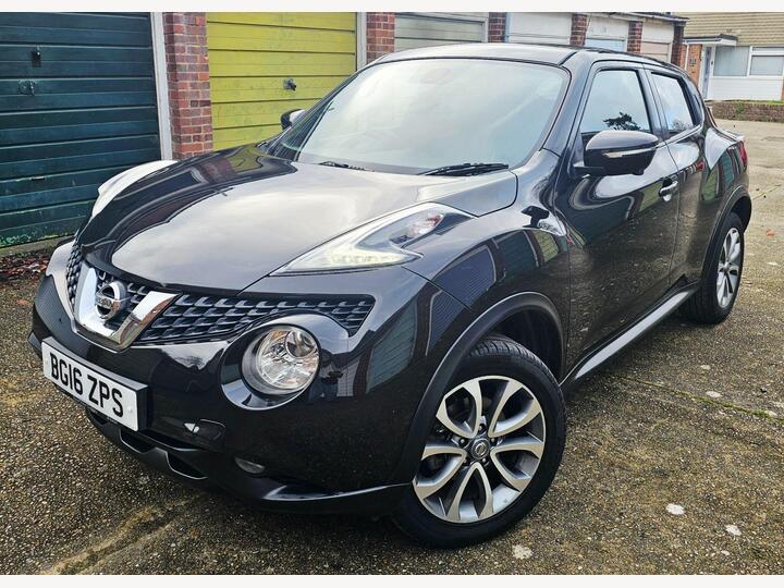 Nissan Juke 1.2 DIG-T Tekna Euro 6 (s/s) 5dr Nissan Juke 1.2 DIG-T Tekna Euro 6 (s/s) 5dr