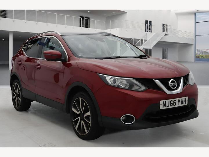 Nissan Qashqai 1.5 DCi Tekna 2WD Euro 6 (s/s) 5dr
