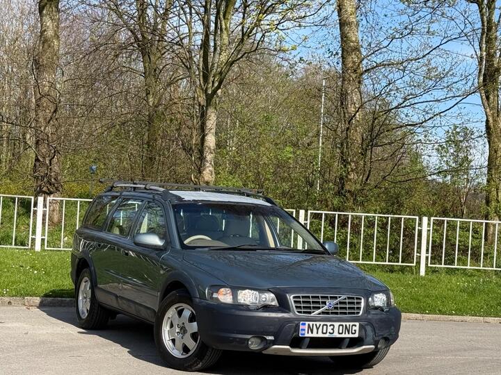 Volvo XC70 2.4 D5 SE 5dr