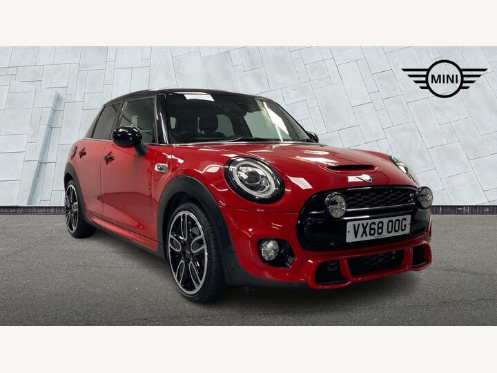 MINI Hatch 2.0 Cooper S Sport Steptronic Euro 6 (s/s) 5dr