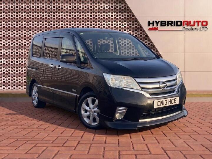 Nissan Serena (2013)