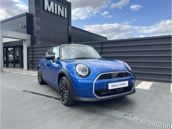 MINI Cooper 1.5C Exclusive Steptronic Euro 6 (s/s) 3dr