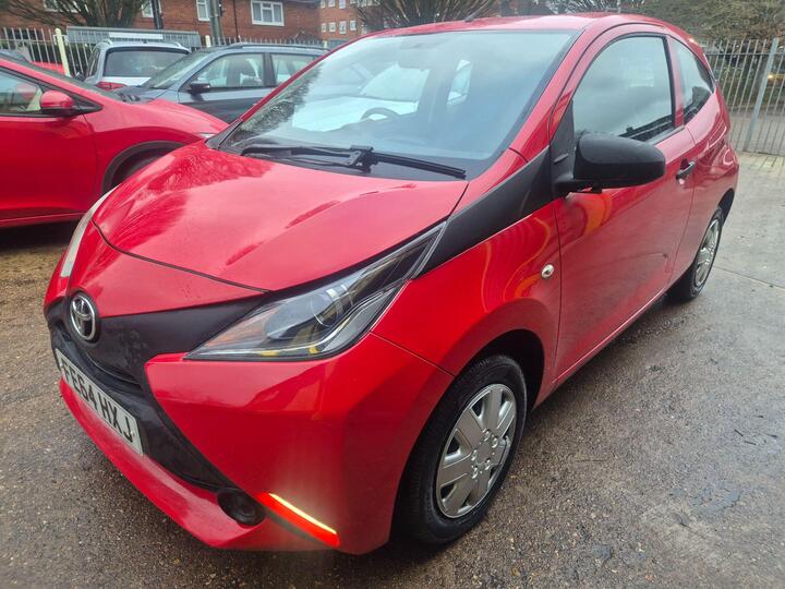 Toyota AYGO 1.0 VVT-i X Euro 5 3dr Euro 5