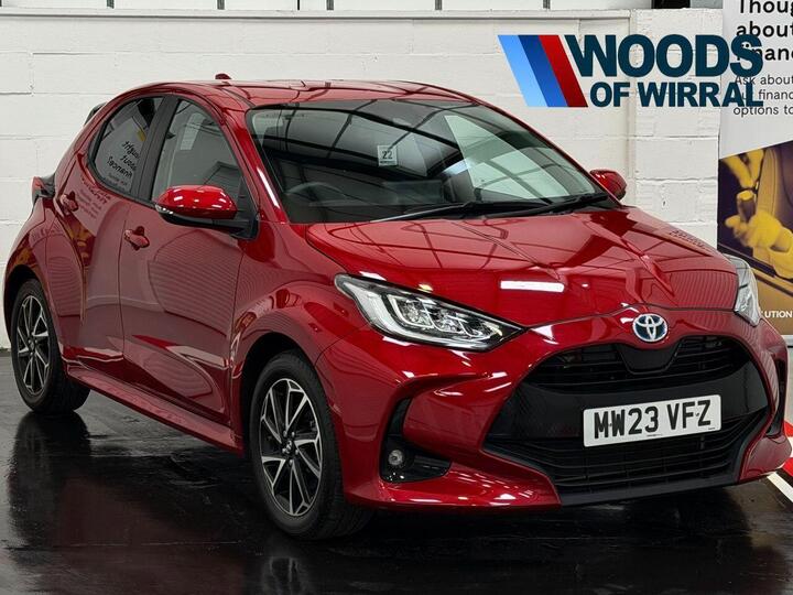 Toyota YARIS 1.5 VVT-h Design E-CVT Euro 6 (s/s) 5dr