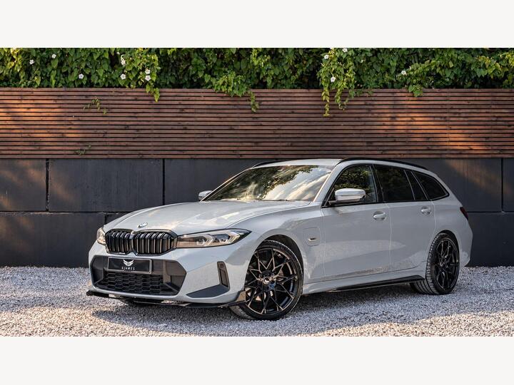 BMW 3 SERIES 2.0 330e 12kWh M Sport Touring Auto Euro 6 (s/s) 5dr