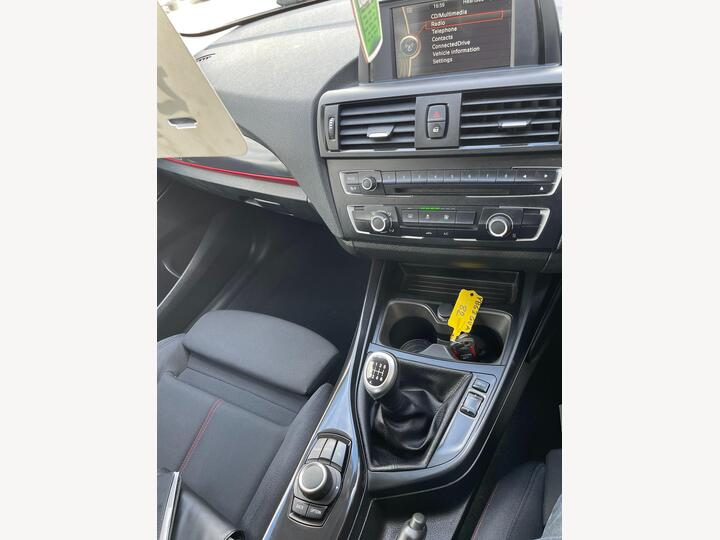 BMW 1 Series 1.6 116i Sport Euro 6 (s/s) 5dr
