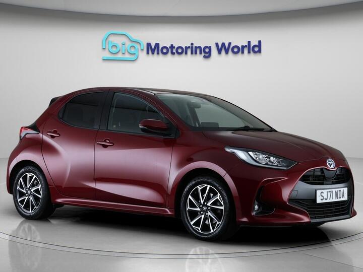 Toyota Yaris 1.5 VVT-h Design E-CVT Euro 6 (s/s) 5dr
