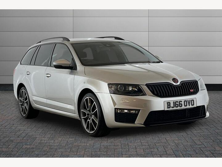 Skoda Octavia 2.0 TDI VRS Euro 6 (s/s) 5dr (SNav) Skoda Octavia 2.0 TDI VRS Euro 6 (s/s) 5dr (SNav)
