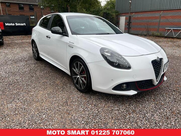 Alfa Romeo GIULIETTA 1750 TBi Veloce TCT Euro 6 5dr Alfa Romeo GIULIETTA 1750 TBi Veloce TCT Euro 6 5dr