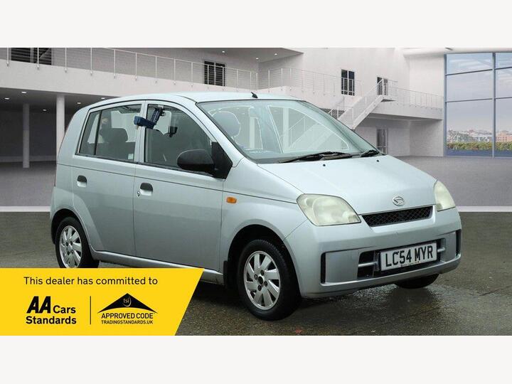 Daihatsu Charade 1.0 SL 5dr Daihatsu Charade 1.0 SL 5dr