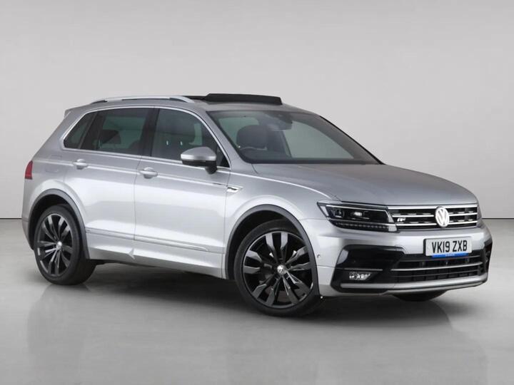 Volkswagen Tiguan 2.0 TDI R-Line Tech DSG Euro 6 (s/s) 5dr