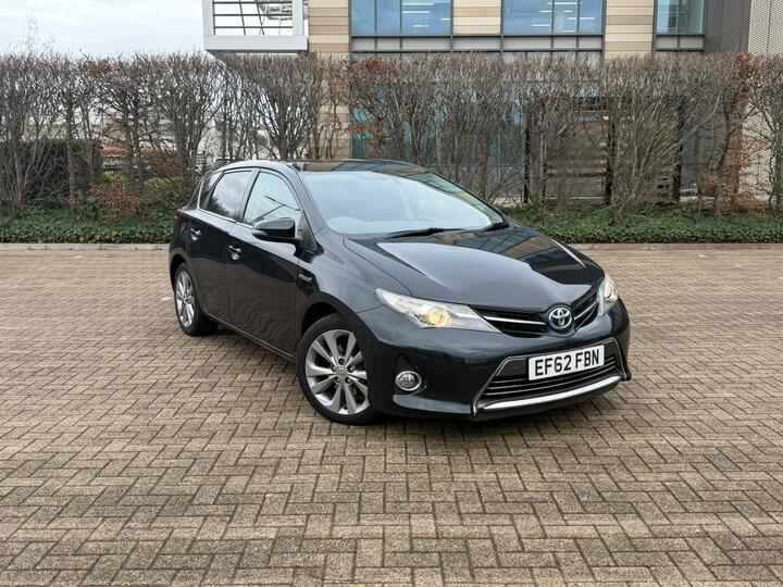 Toyota Auris 1.8 VVT-h Excel CVT Euro 5 (s/s) 5dr Toyota Auris 1.8 VVT-h Excel CVT Euro 5 (s/s) 5dr