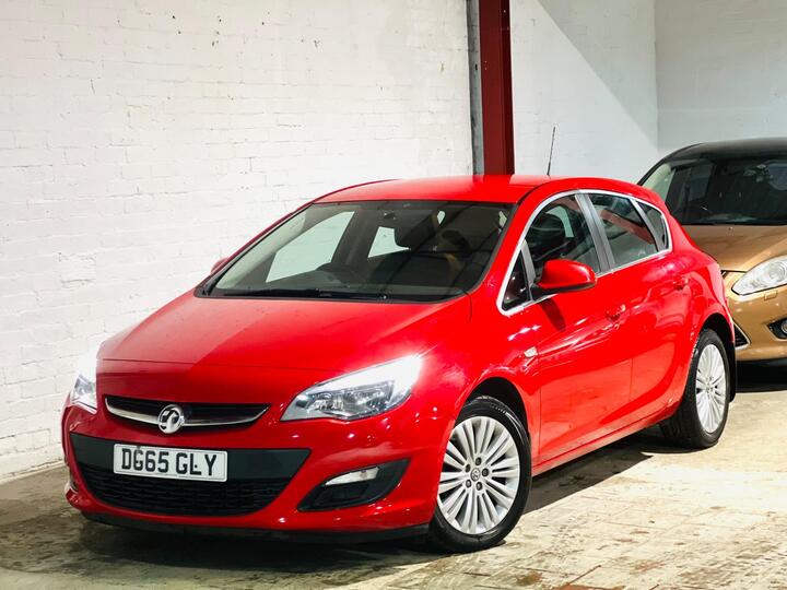 Vauxhall Astra 1.4i Excite Euro 6 5dr