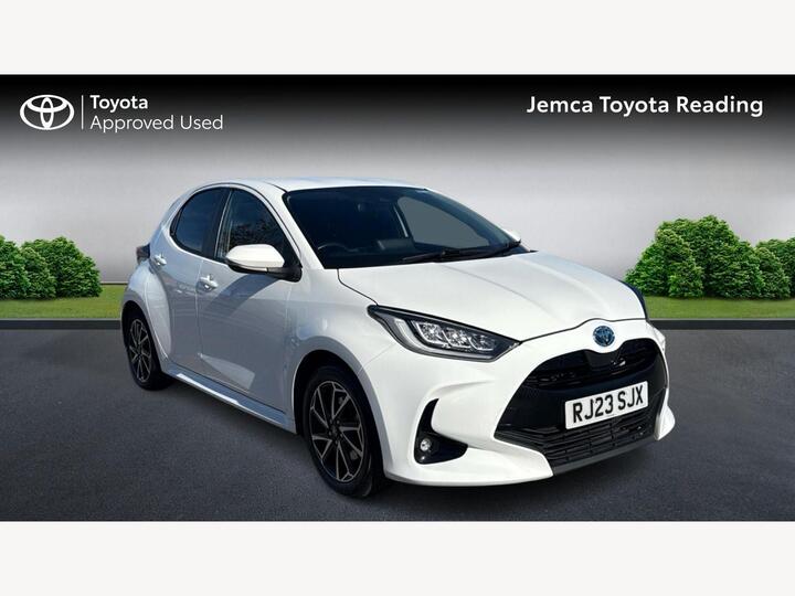 Toyota Yaris 1.5 VVT-h Design E-CVT Euro 6 (s/s) 5dr