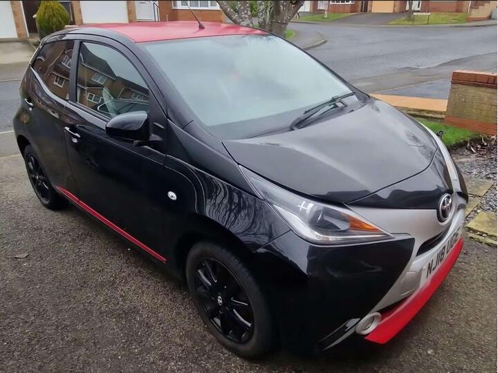Toyota AYGO 1.0 VVT-i X-press Euro 6 5dr Toyota AYGO 1.0 VVT-i X-press Euro 6 5dr