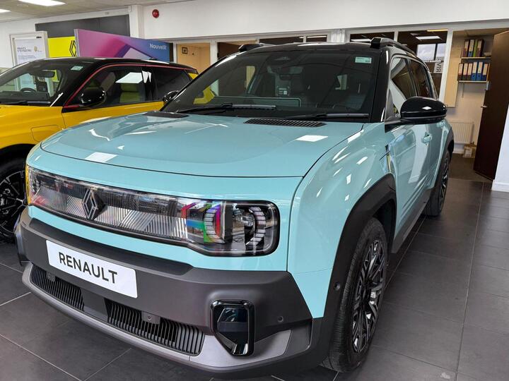 Renault Renault 4 E-Tech Electric Comfort Range 52kWh Iconic Auto 5dr