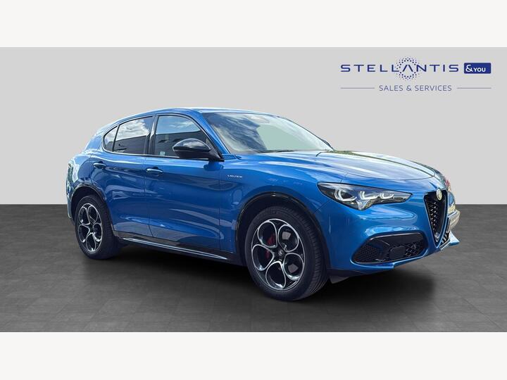 Alfa Romeo Stelvio 2.0T Veloce Auto Q4 AWD Euro 6 (s/s) 5dr Alfa Romeo Stelvio 2.0T Veloce Auto Q4 AWD Euro 6 (s/s) 5dr