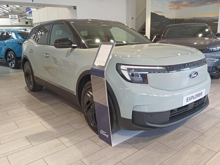 Ford Explorer Extended Range 79kWh Collection Auto 5dr