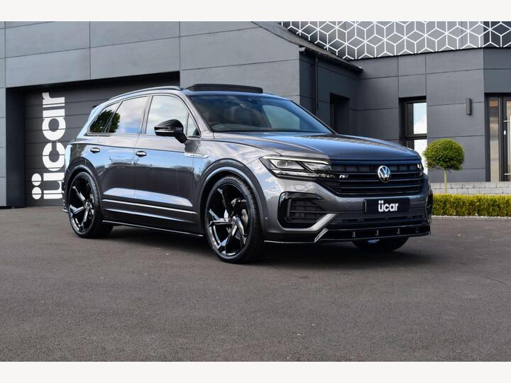 Volkswagen TOUAREG 3.0 TDI V6 Black Edition Tiptronic 4Motion Euro 6 (s/s) 5dr Volkswagen TOUAREG 3.0 TDI V6 Black Edition Tiptronic 4Motion Euro 6 (s/s) 5dr
