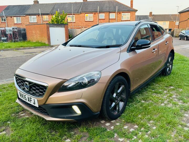 Volvo V40 Cross Country 1.6 D2 Lux Powershift Euro 5 (s/s) 5dr