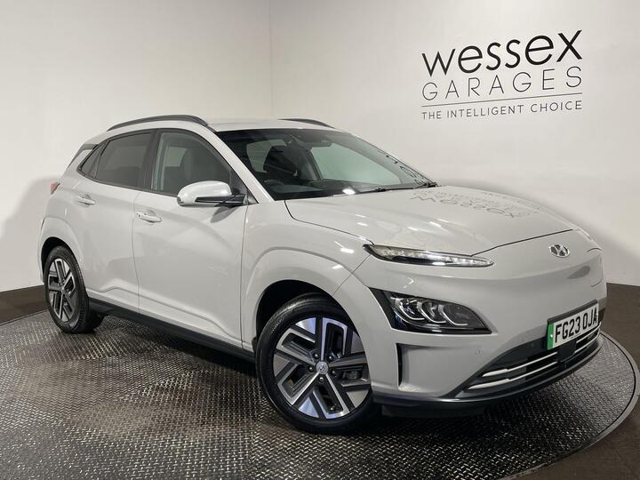 Hyundai Kona 64kWh Premium Auto 5dr (10.5kW Charger)