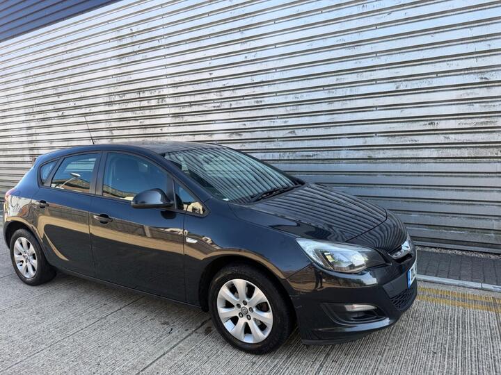 Vauxhall Astra 1.4 16v Design Euro 5 5dr