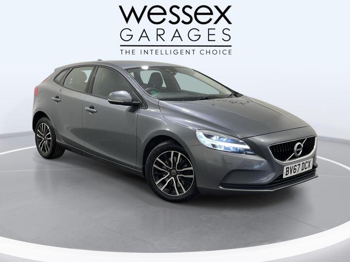 Volvo V40 2.0 T2 Momentum Euro 6 (s/s) 5dr